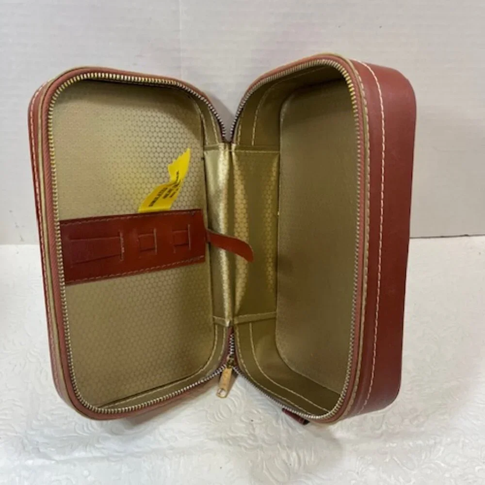 VTG Alfa Faux Leather Brown Toiletry Travel Accessory Zip Around Bag 8.5